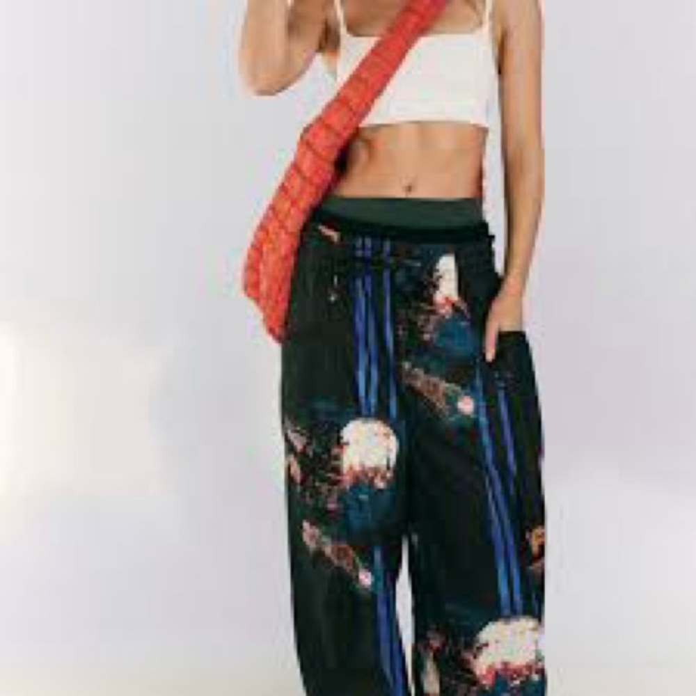 FP Movement Printed Fresh Start Pants. Size Small
